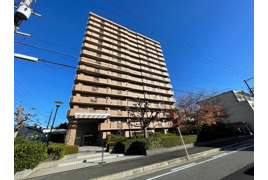 コスモ鶴見の外観