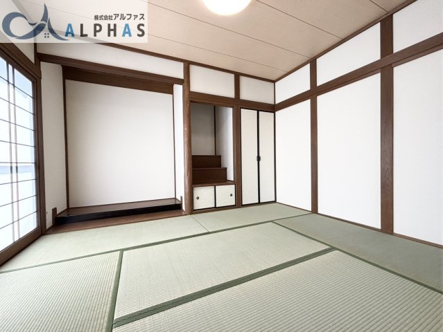 ■客間やお子様との遊び場としても使える和室あり♪