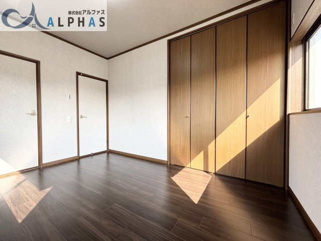 ■ウォークインクローゼット付でお部屋がスッキリ片付きます♪
