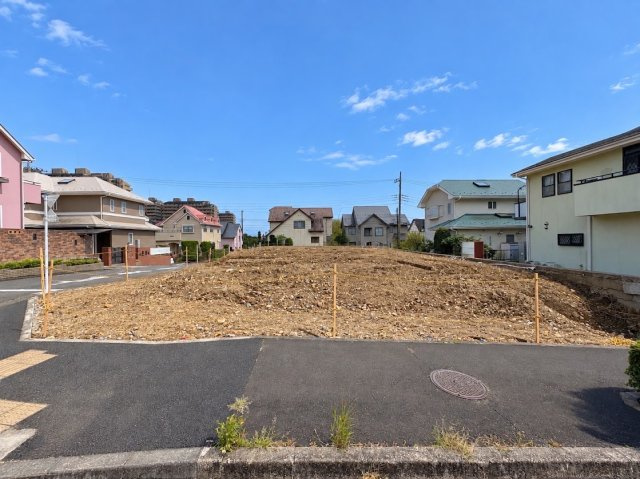 ◆一戸建てを中心とした街並みが整然と続き、周辺は高い建物が建っていないので、緑の多い閑静な趣を感じる環境です。街並みや周辺環境も重要なポイントです！！