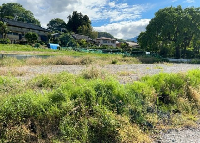 土地探しをしていると都市計画区域という言葉を目にすると思います。法律によって、都道府県知事や国土交通大臣が指定するエリアのことを指しており、都市計画区域は市街化区域と市街化調整区域に分けられています。