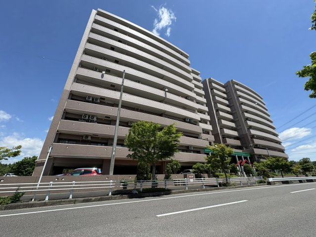 敷地内平面駐車場継承可能♪