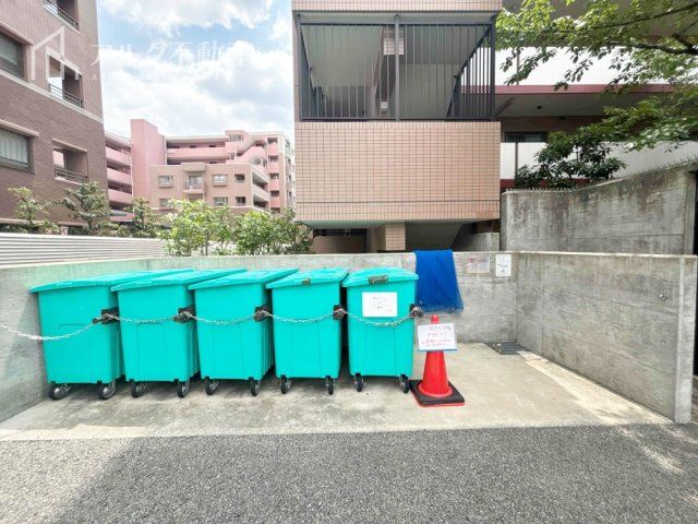 ゴミステーション