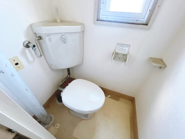 3階部分になります！　室内は空室ですので、随時ご内見いただけます。　3部屋が南向きのため、日当たり良好　お気軽にお問い合わせくださいませ！