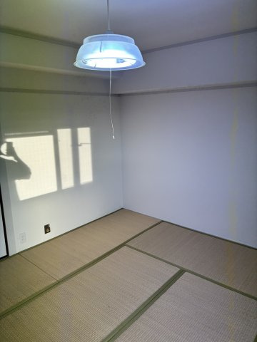 和室（約8.0帖）