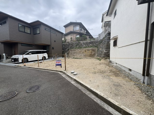 当社では、土地探しから資金のご相談、建築、外構まで、ワンストップで行っております♪お気軽にご相談ください♪