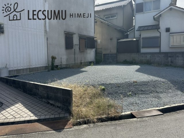 外観：328000608155