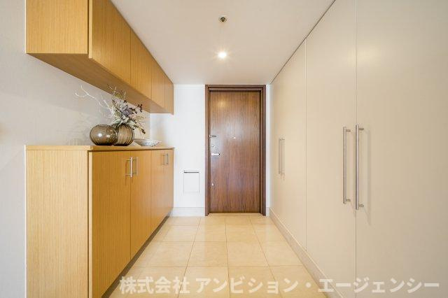 いつも気持ちよくご家族を迎えられる玄関です。