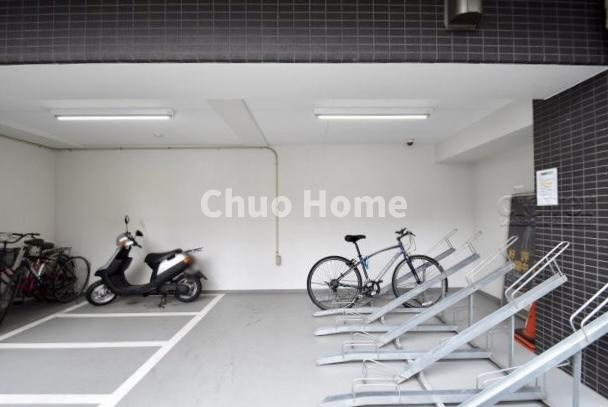 【自転車置き場】最新の空き状況や費用などの詳細は担当スタッフまでお問い合わせください。