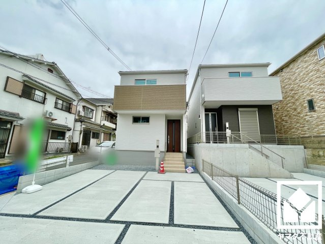外観：326000225324