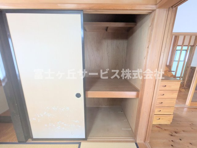 収納です