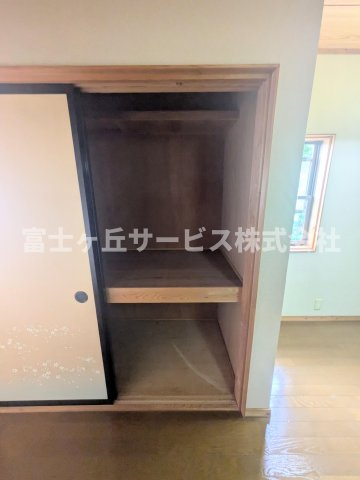 収納です