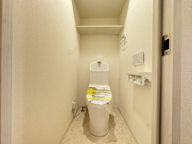 ゆったりとした空間のトイレです