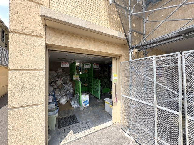 ゴミ捨て場