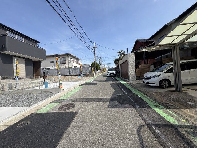 現地写真。前面道路です。