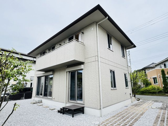 ～京王堀之内駅徒歩19分　内装リフォーム済　建築時大和ハウス施工の庭付き5LDK～