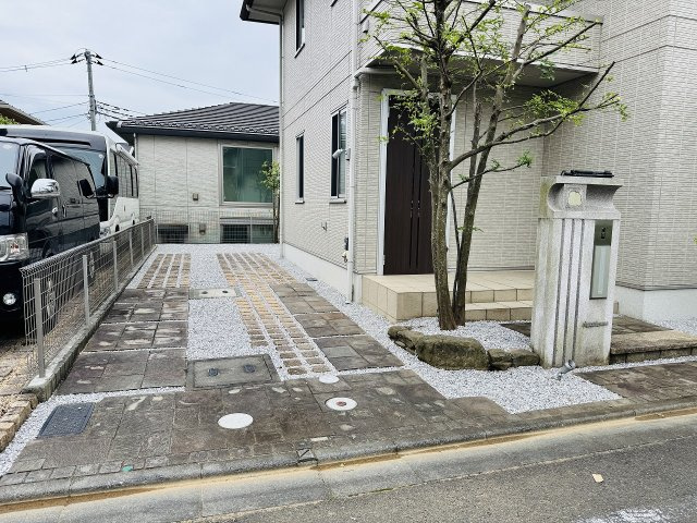 ～2台駐車可能カースペース付き～