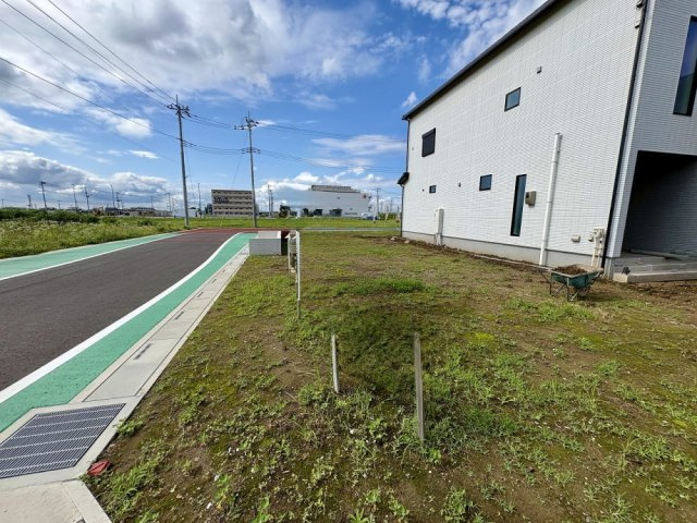 ■2号地　■JR武蔵野線「吉川美南」駅徒歩5分！　■お好きなハウスメーカーで建築可能です！　■土地面積約45坪！　■北谷小学校徒歩17分(1300ｍ)・南中学校徒歩28分(2200ｍ)