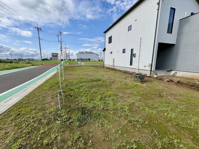 ■2号地　■JR武蔵野線「吉川美南」駅徒歩5分！　■お好きなハウスメーカーで建築可能です！　■土地面積約45坪！　■北谷小学校徒歩17分(1300ｍ)・南中学校徒歩28分(2200ｍ)
