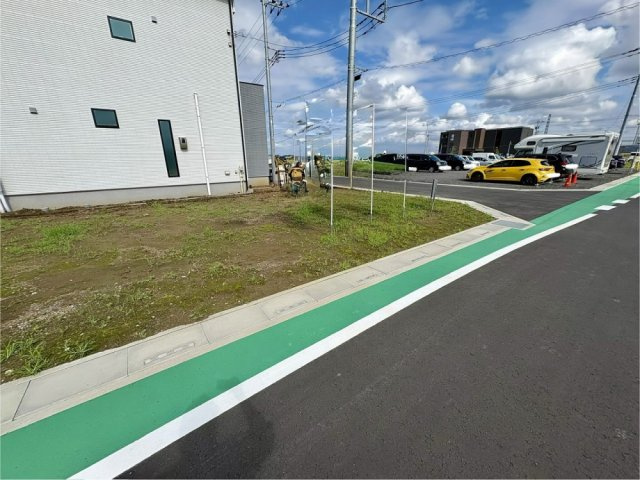 ■2号地　■JR武蔵野線「吉川美南」駅徒歩5分！　■お好きなハウスメーカーで建築可能です！　■土地面積約45坪！　■北谷小学校徒歩17分(1300ｍ)・南中学校徒歩28分(2200ｍ)