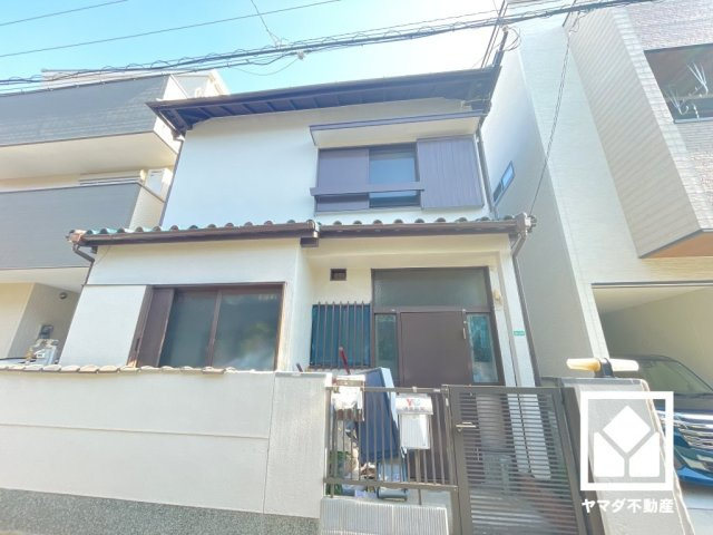 周囲にはすでに建物が建っていますので、実際の採光状況や窓の位置なども事前にご確認いただけます。