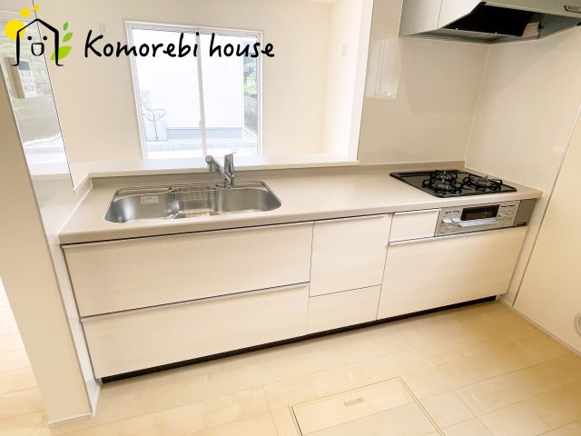 コンパクトなキッチンで掃除もラクラク