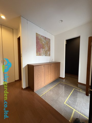 ゆったり広めの玄関ホール