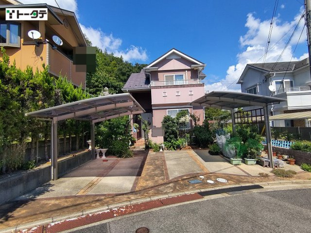 外観：334000198400