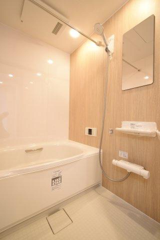 浴室乾燥機を採用しておりますので、寒い冬でも快適にご入浴いただけます♪