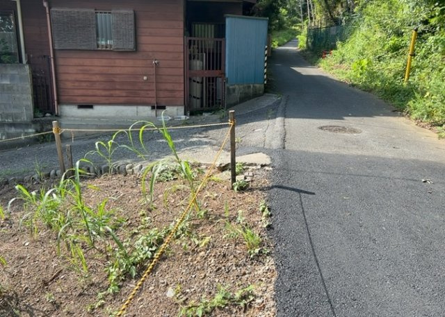 家を建てる前提で土地を探している場合、地盤の丈夫さは譲れない条件の一つです。地盤が脆弱だと追加工事が必要となります。また、過去に地盤沈下や液状化現象を起こした土地は、できるだけ避けた方がいいでしょう。