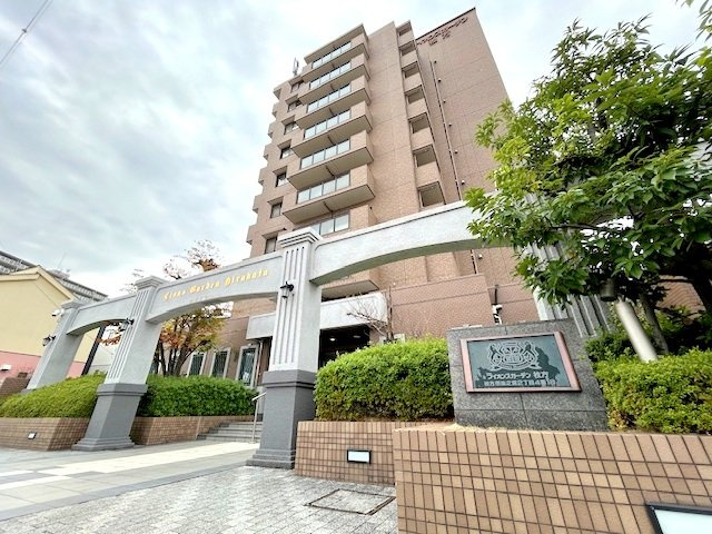 外観：327001653302