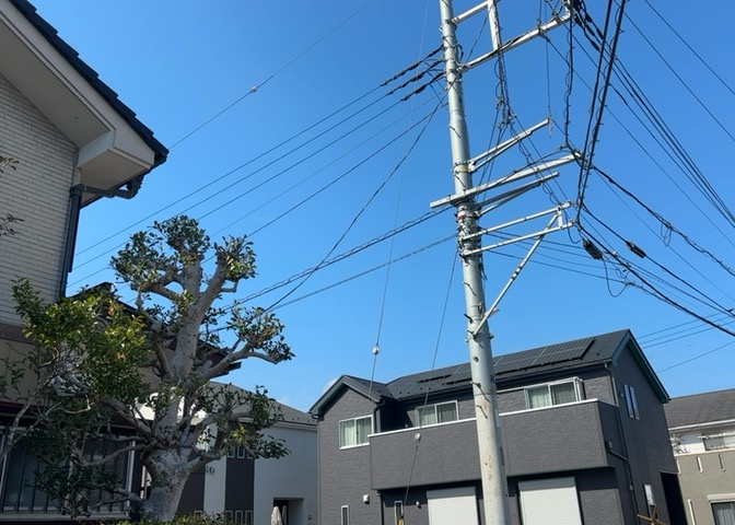 眺望を気にして物件を探す場合、前面に建物が建っていないか現地で確認しましょう！前面に建物があると景色はもちろん、日当たりや風通しにも影響が出てきます。住んだ時のことを想像しながら現地見学をしましょう。