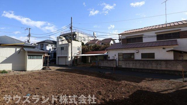 はじめての住まい探しもお気軽に。ご希望を伺いながら、一つひとつ丁寧にご案内します。