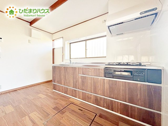 ワイドなキッチンスペースなので、2品、3品同時に作れちゃいますね(　*´艸｀)