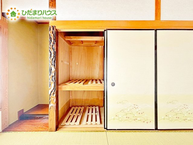 収納スペースが広いため、布団や季節家電など大型のものを収納できますね