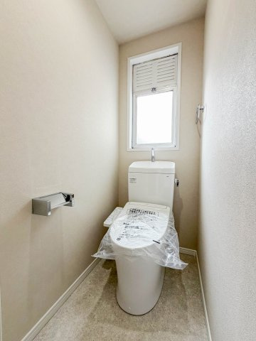 温水洗浄式の新規トイレスペース