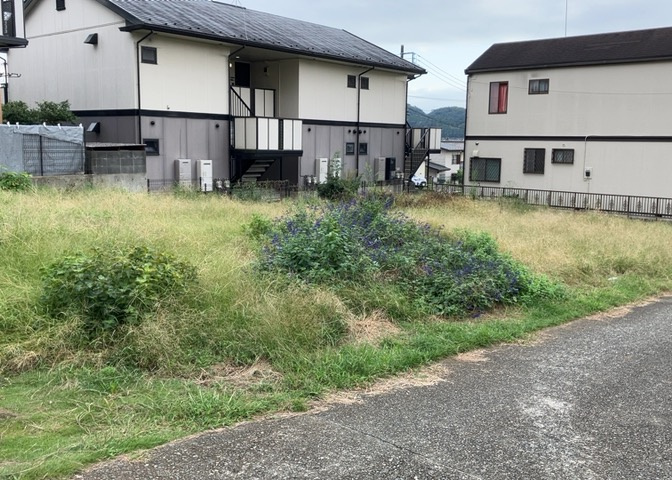 土地探しをしていると都市計画区域という言葉を目にすると思います。法律によって、都道府県知事や国土交通大臣が指定するエリアのことを指しており、都市計画区域は市街化区域と市街化調整区域に分けられています。
