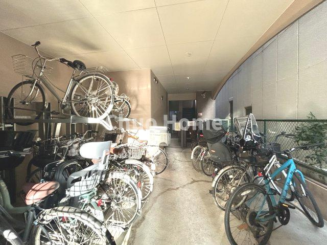 【自転車置き場】最新の空き状況や費用などの詳細は担当スタッフまでお問い合わせください。