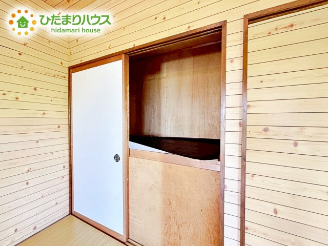 お子様のおもちゃなどがスッキリ収納できますね(^^♪