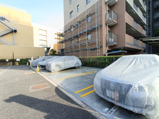 【駐車場】