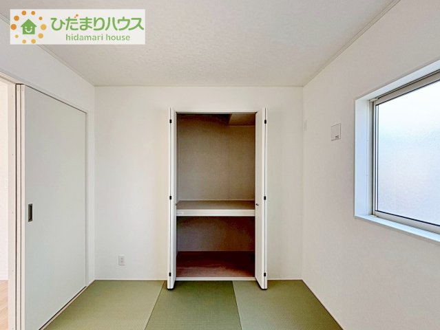 和室にも大容量のクローゼット完備！　お布団やお子様のおもちゃなどがスッキリ収納できますね♪