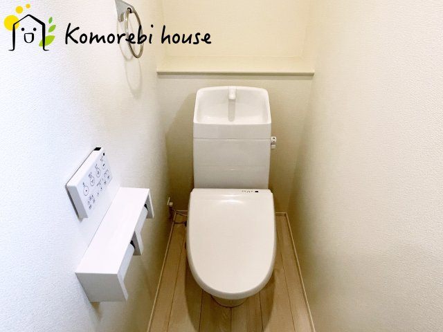 清潔感のあるトイレです