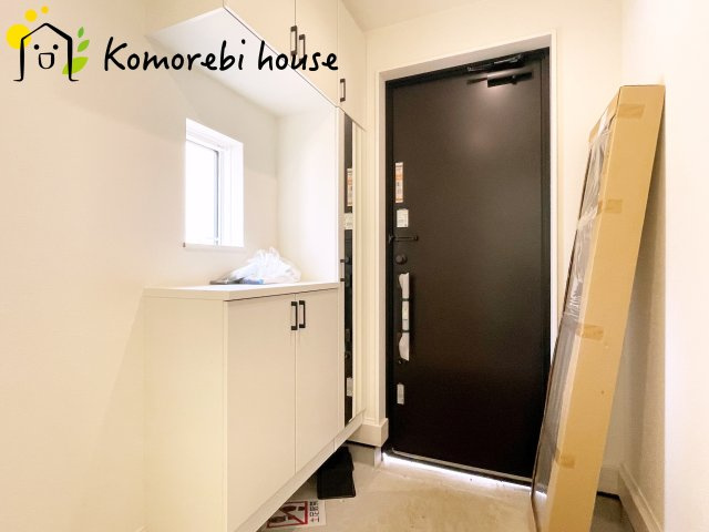 シンプルで使いやすい玄関です
