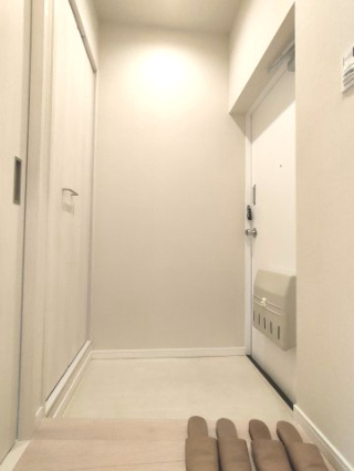 【玄関】　