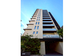 ウエリス光明池 3LDK 10階の外観