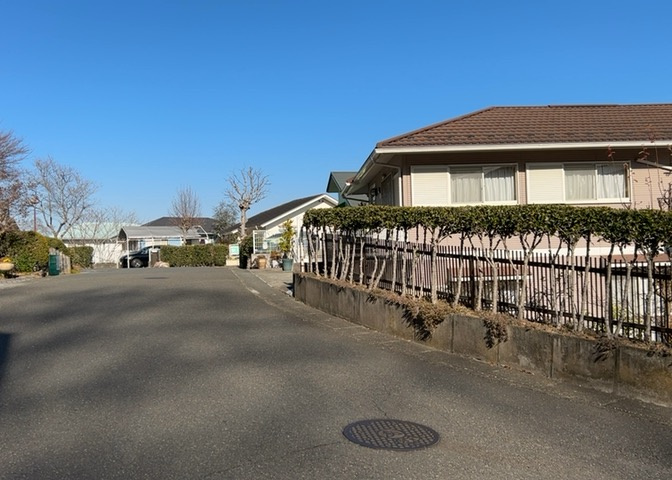 土地の地勢が高台の場合、景色を綺麗にみることができ、景色にこだわってお家探ししている方におすすめです！また平坦地よりも風通しがいいというメリットがあります。デメリットもあるので是非現地でご確認下さい。