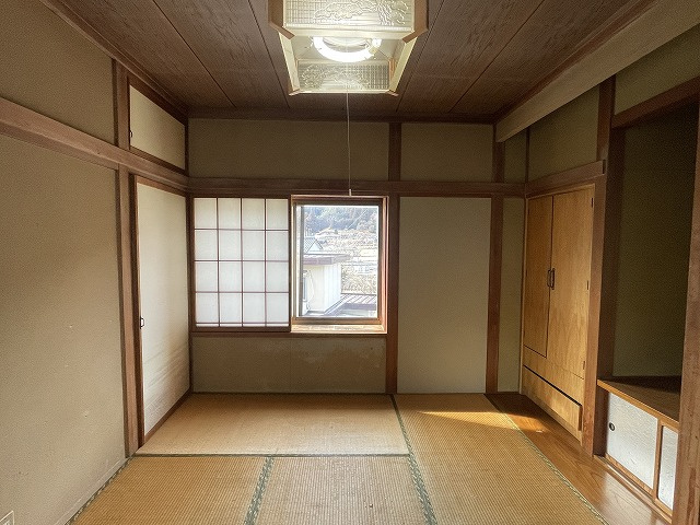 2階南側　和室　6帖