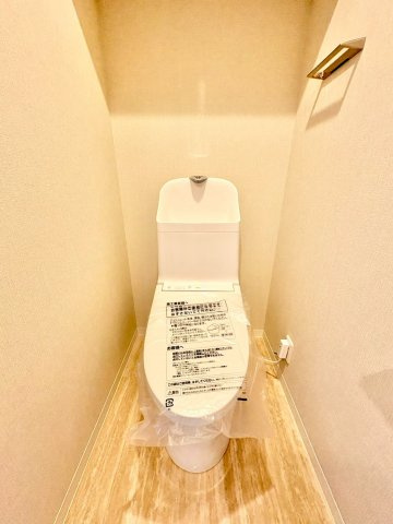 清潔感とうれしい機能性を兼ね備えた、使いやすいシャワートイレ