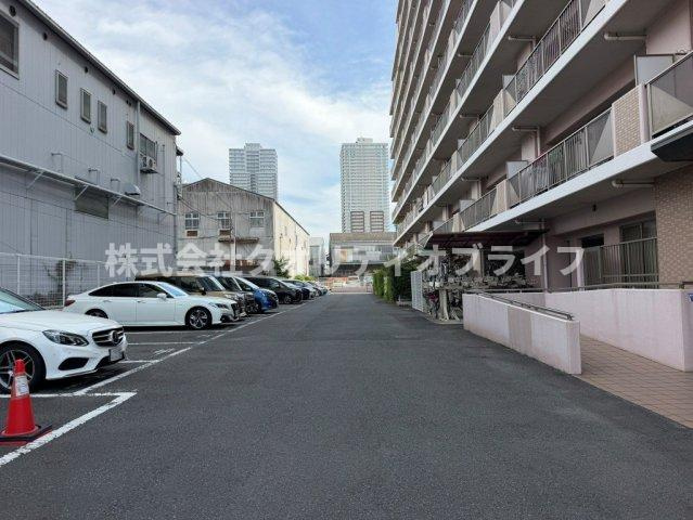 敷地内にも駐車場がございます※空き状況要確認