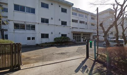 市立長房中学校まで徒歩12分　